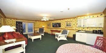 Chippewa Hotel Waterfront Mackinac Island Bagian luar foto