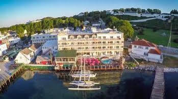 Chippewa Hotel Waterfront Mackinac Island Bagian luar foto